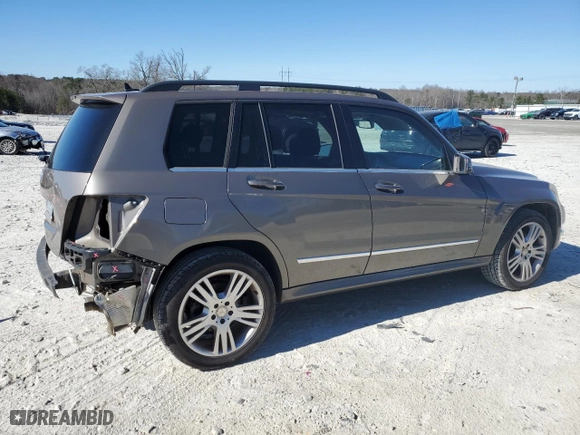 2013 Mercedes-Benz GLK-Class GLK 350 with VIN WDCGG5HB0DG025162, listed as a Copart auction lot 43591825 with 118,303 mi miles and Salvage Title. Bid and sale history available at carsss.com. Image 3.
