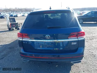 2021 Volkswagen Atlas 3.6L V6 SE w/Technology with VIN 1V2HR2CA1MC559181, listed as a IAAI auction lot 41606635 with 42,890 mi miles. Bid and sale history available at carsss.com. Image 16.
