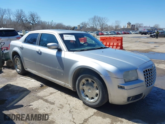 2006 Chrysler 300 Touring with VIN 2C3KA53G96H109576, listed as a IAAI auction lot 41837473 with 149,438 mi miles. Bid and sale history available at carsss.com. Image 13.