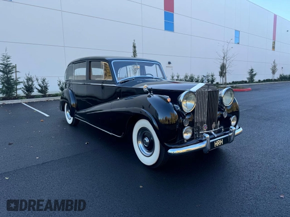 1954 Rolls-Royce Wraith z VIN LDLW7, wystawiony jako Copart lot #79949604 z przebiegiem 80 508 mil mil oraz Tytuł czysty. Historia ofert i sprzedaży dostępna na DreamBid. Obrazek 1.