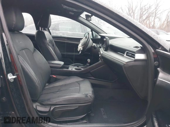2022 Kia K5 GT-Line z VIN 5XXG64J20NG155965, wystawiony jako IAAI lot #41642454 z przebiegiem 29 647 mil mil oraz . Historia ofert i sprzedaży dostępna na DreamBid. Obrazek 5.