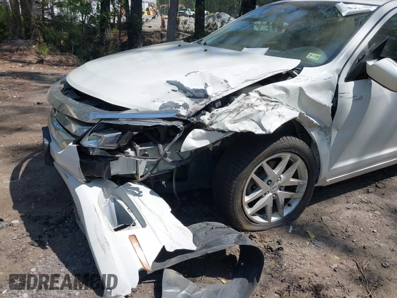 2012 Ford Fusion SEL with VIN 3FAHP0JG3CR266407, listed as a IAAI auction lot 42065260 with 181,315 mi miles and . Bid and sale history available at carsss.com. Image 6.
