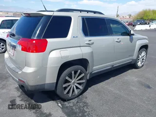 2010 GMC Terrain SLE-2 с VIN 2CTFLEEYXA6335986, выставлен на аукционе IAAI как лот 42081681 с пробегом 105 904 миль миль и . История ставок и продаж доступна на DreamBid. Изображение 4.