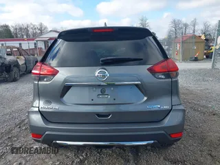 2019 Nissan Rogue SV with VIN 5N1AT2MV7KC701886, listed as a IAAI auction lot 40798587 with 51,491 mi miles and . Bid and sale history available at carsss.com. Image 17.