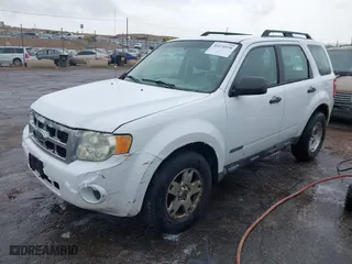 2008 Ford Escape XLS with VIN 1FMCU92Z98KC79994, listed as a IAAI auction lot 41270538 with 347,288 mi miles. Bid and sale history available at carsss.com. Image 2.