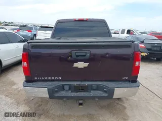2008 Chevrolet Silverado 1500 LT w/1LT with VIN 2GCEK13J281331057, listed as a IAAI auction lot 41949729 with 276,931 mi miles. Bid and sale history available at carsss.com. Image 16.