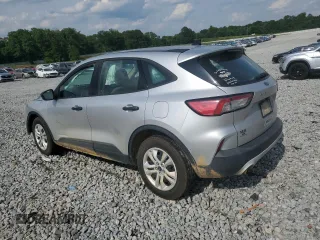 2020 Ford Escape S with VIN 1FMCU0F69LUA22424, listed as a Copart auction lot 57398275 with 136,761 mi miles and Salvage title. Bid and sale history available at DreamBid. Image 2.