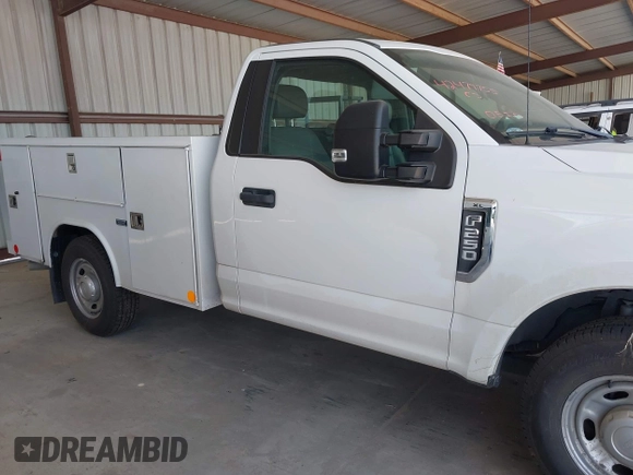 2017 Ford F-250 XL с VIN 1FDBF2A68HED79734, выставлен на аукционе IAAI как лот 42479755 с пробегом 59 208 миль миль и . История ставок и продаж доступна на DreamBid. Изображение 13.