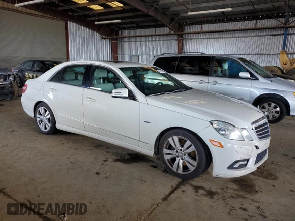 2011 Mercedes-Benz E 350 Luxury with VIN WDDHF2EB4BA498424, listed as a Copart auction lot 49117145 with 219,517 mi miles and Salvage title. Bid and sale history available at DreamBid. Image 4.