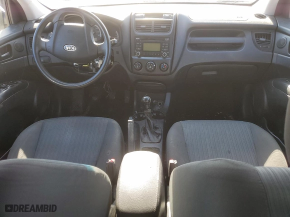 2009 Kia Sportage LX with VIN KNDJF724497573841, listed as a Copart auction lot 44504505 with 162,800 mi miles and Salvage Title. Bid and sale history available at carsss.com. Image 8.