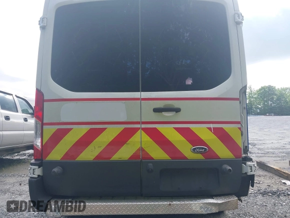2017 Ford Transit z VIN 1FDYR2CM2HKB02558, wystawiony jako IAAI lot #42231233 z przebiegiem 273 278 mil mil oraz . Historia ofert i sprzedaży dostępna na DreamBid. Obrazek 17.