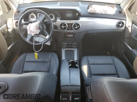 2015 Mercedes-Benz GLK 350 with VIN WDCGG5HBXFG437852, listed as a Copart auction lot 78030464 with 61,253 mi miles and Salvage Title. Bid and sale history available at DreamBid. Image 8.