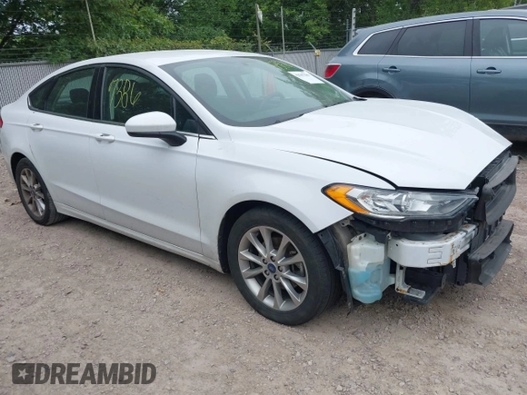 2017 Ford Fusion SE z VIN 3FA6P0H71HR413635, wystawiony jako IAAI lot #42507386 z przebiegiem 165 991 mil mil oraz . Historia ofert i sprzedaży dostępna na DreamBid. Obrazek 1.