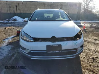 2018 Volkswagen Golf S z VIN 3VWH17AU3JM753947, wystawiony jako Copart lot #41790225 z przebiegiem 46 126 mil mil oraz Szkoda całkowita • Salvage title. Historia ofert i sprzedaży dostępna na DreamBid. Obrazek 5.