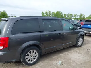 2019 Dodge Grand Caravan GT z VIN 2C4RDGEG8KR674402, wystawiony jako IAAI lot #42311861 z przebiegiem 118 451 mil mil oraz . Historia ofert i sprzedaży dostępna na DreamBid. Obrazek 14.