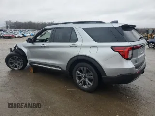 2025 Ford Explorer Active with VIN 1FMUK8DH0SGA67844, listed as a Copart auction lot 43166895 with 1,619 mi miles and Salvage Title. Bid and sale history available at carsss.com. Image 2.