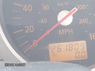 2005 Nissan 350Z 35th Anniversary Edition z VIN JN1AZ34D15M608766, wystawiony jako IAAI lot #41852248 z przebiegiem 261 809 mil mil oraz . Historia ofert i sprzedaży dostępna na DreamBid. Obrazek 7.