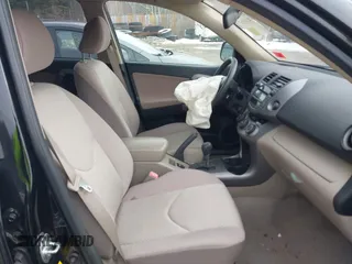 2008 Toyota RAV4 with VIN JTMBD33V086064229, listed as a IAAI auction lot 41362267 with 115,894 mi miles. Bid and sale history available at carsss.com. Image 5.