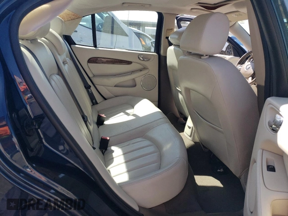 2008 Jaguar X-Type z VIN SAJWA51A38WJ36788, wystawiony jako Copart lot #73103604 z przebiegiem 192 416 mil mil oraz Szkoda całkowita • Salvage title. Historia ofert i sprzedaży dostępna na DreamBid. Obrazek 10.