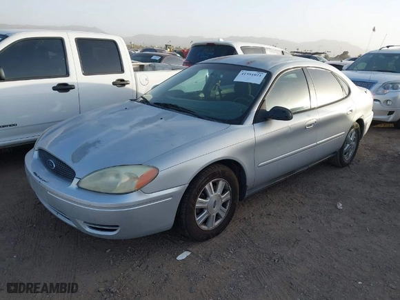 2007 Ford Taurus SEL with VIN 1FAFP56U97A148428, listed as a IAAI auction lot 41551021 with 186,752 mi miles. Bid and sale history available at carsss.com. Image 2.