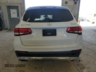 2019 Mercedes-Benz GLC with VIN WDC0G4KB3KF570747, listed as a Copart auction lot 48376425 with 0 mi miles and Clean Title. Bid and sale history available at carsss.com. Image 6.