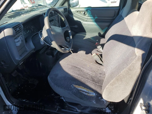1996 GMC Sonoma with VIN 1GTCS1446T8505797, listed as a Copart auction lot 87644265 with 171,790 mi miles and Salvage Title. Bid and sale history available at carsss.com. Image 7.
