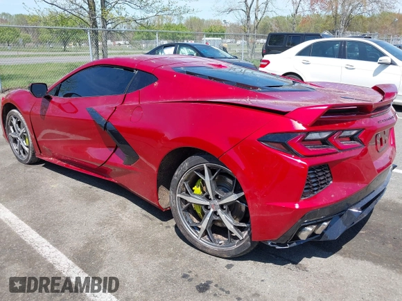 2023 Chevrolet Corvette 2LT z VIN 1G1YB2D43P5107409, wystawiony jako IAAI lot #42106263 z przebiegiem Nie podano mil oraz . Historia ofert i sprzedaży dostępna na DreamBid. Obrazek 3.