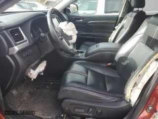 2019 Toyota Highlander SE with VIN 5TDJZRFH2KS609926, listed as a Copart auction lot 88778605 with 210,367 mi miles and Salvage Title. Bid and sale history available at carsss.com. Image 7.