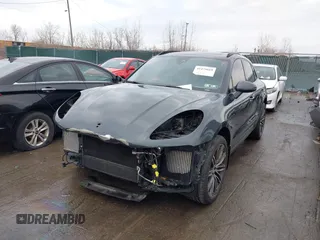 2018 Porsche Macan Turbo z VIN WP1AF2A59JLB71496, wystawiony jako IAAI lot #41479669 z przebiegiem 88 528 mil mil oraz . Historia ofert i sprzedaży dostępna na DreamBid. Obrazek 6.