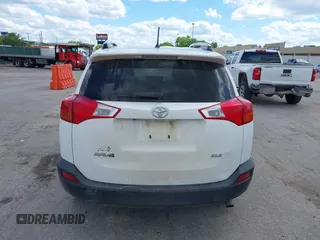 2013 Toyota RAV4 XLE с VIN JTMWFREV0D5013681, выставлен на аукционе IAAI как лот 42164769 с пробегом 286 017 миль миль и . История ставок и продаж доступна на DreamBid. Изображение 16.