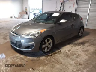2013 Hyundai Veloster w/Gray Int with VIN KMHTC6AD4DU117924, listed as a IAAI auction lot 41339465 with 156,004 mi miles. Bid and sale history available at carsss.com. Image 18.