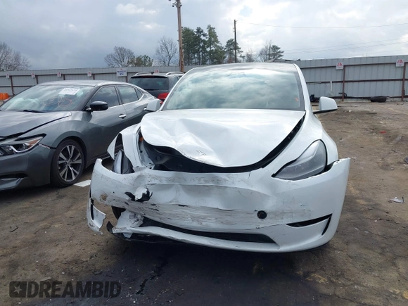 2024 Tesla Model Y Performance with VIN 7SAYGDEF4RA278532, listed as a IAAI auction lot 41511769 with 9,487 mi miles and . Bid and sale history available at DreamBid. Image 11.