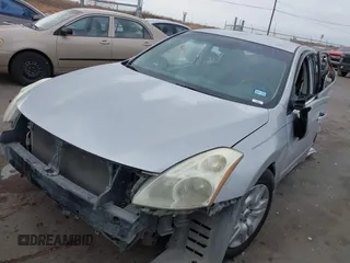 2011 Nissan Altima 2.5 S with VIN 1N4AL2AP1BC182933, listed as a IAAI auction lot 41516093 with 155,171 mi miles. Bid and sale history available at carsss.com. Image 2.