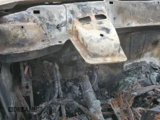 1998 Dodge 2500 с VIN 1B7KF23Z4WJ162777, выставлен на аукционе Copart как лот 84729634 с пробегом Не указан миль и Списание • Salvage title. История ставок и продаж доступна на DreamBid. Изображение 9.