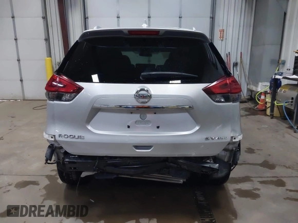2018 Nissan Rogue SV z VIN 5N1AT2MV8JC709302, wystawiony jako IAAI lot #42063333 z przebiegiem 67 225 mil mil oraz . Historia ofert i sprzedaży dostępna na DreamBid. Obrazek 17.