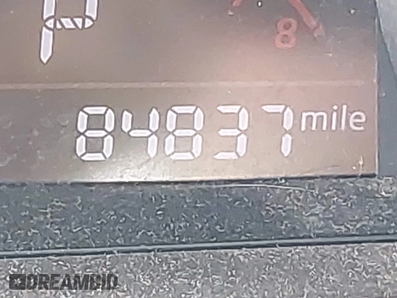 2014 Mazda 3 i Touring z VIN JM1BM1L76E1155763, wystawiony jako IAAI lot #42684723 z przebiegiem 84 837 mil mil oraz . Historia ofert i sprzedaży dostępna na DreamBid. Obrazek 15.