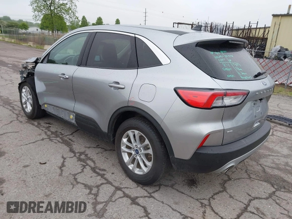 2022 Ford Escape SE z VIN 1FMCU0G62NUB32670, wystawiony jako IAAI lot #42259177 z przebiegiem 67 692 mil mil oraz . Historia ofert i sprzedaży dostępna na DreamBid. Obrazek 3.