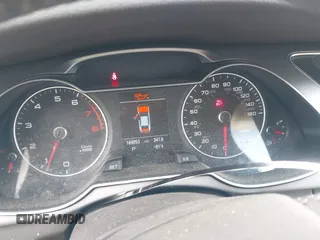 2015 Audi A4 Premium z VIN WAUBFAFL0FN025357, wystawiony jako IAAI lot #41965519 z przebiegiem 169 053 mil mil oraz . Historia ofert i sprzedaży dostępna na DreamBid. Obrazek 7.