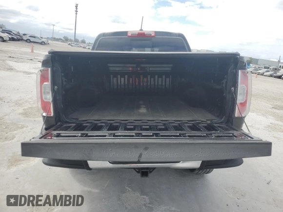 2015 GMC Canyon 2WD SLT with VIN 1GTG5CE31F1263234, listed as a Copart auction lot 76512794 with 113,180 mi miles and Salvage Title. Bid and sale history available at carsss.com. Image 6.