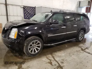 2014 GMC Yukon XL Denali with VIN 1GKS2MEF2ER171962, listed as a Copart auction lot 46996965 with 251,939 mi miles and Salvage Title. Bid and sale history available at carsss.com. Image 1.