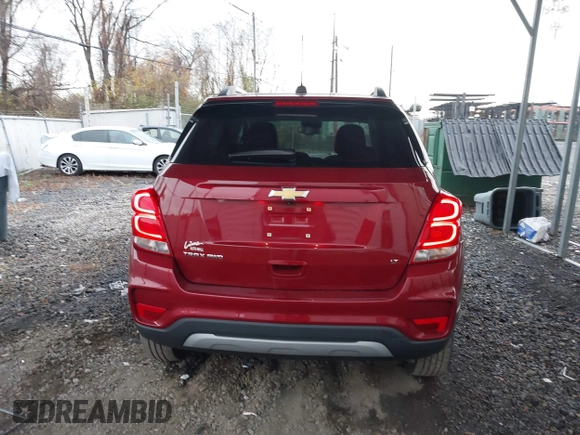 2019 Chevrolet Trax LT with VIN 3GNCJPSB2KL175848, listed as a IAAI auction lot 40926734 with 68,400 mi miles. Bid and sale history available at carsss.com. Image 16.