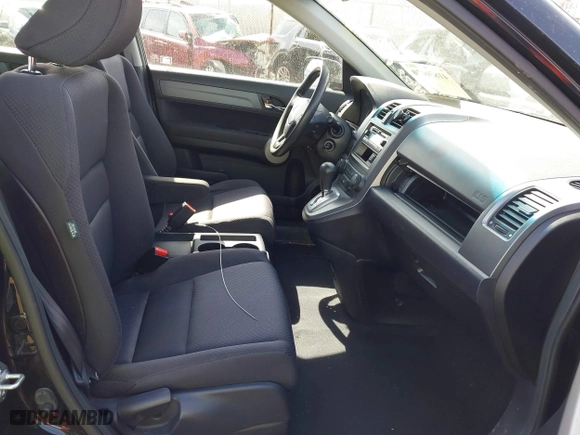 2007 Honda CR-V LX with VIN JHLRE48307C072357, listed as a IAAI auction lot 41850670 with 199,479 mi miles. Bid and sale history available at carsss.com. Image 5.