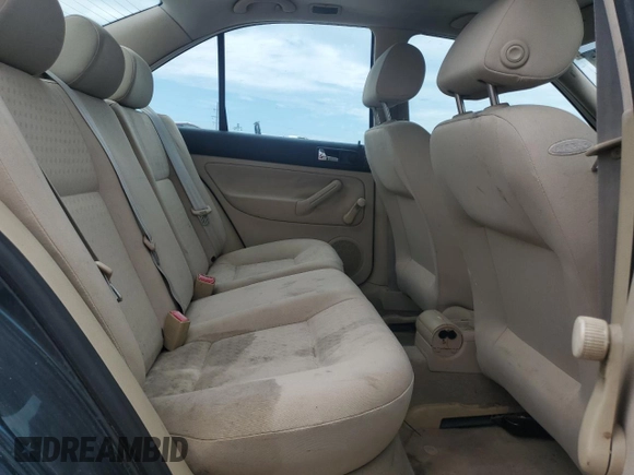 2002 Volkswagen Jetta with VIN 3VWRB69M82M035540, listed as a Copart auction lot 63227755 with 165,655 mi miles and Clean title. Bid and sale history available at DreamBid. Image 10.