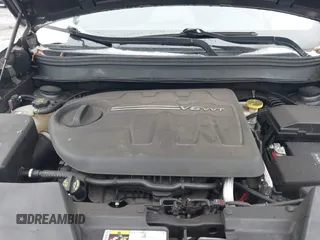 2018 Jeep Cherokee Latitude with VIN 1C4PJMCX4JD517792, listed as a IAAI auction lot 41524331 with Not provided miles and . Bid and sale history available at DreamBid. Image 10.