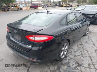 2015 Ford Fusion SE with VIN 3FA6P0HD0FR305803, listed as a IAAI auction lot 42187326 with 103,774 mi miles and . Bid and sale history available at DreamBid. Image 4.
