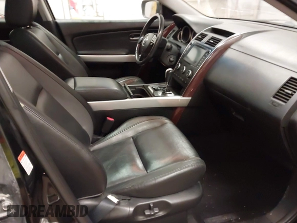 2009 Mazda CX-9 Touring with VIN JM3TB38A890179088, listed as a IAAI auction lot 41385780 with 216,910 mi miles and . Bid and sale history available at carsss.com. Image 5.