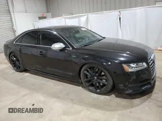2017 Audi S8 z VIN WUAJ5AFD4HN901296, wystawiony jako Copart lot #44347595 z przebiegiem 80 045 mil mil oraz Czysty tytuł • Clean title. Historia ofert i sprzedaży dostępna na DreamBid. Obrazek 4.