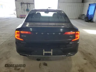 2017 Volvo S90 Momentum with VIN YV1A22MK4H1003683, listed as a Copart auction lot 52004935 with 91,572 mi miles and Salvage Title. Bid and sale history available at carsss.com. Image 6.