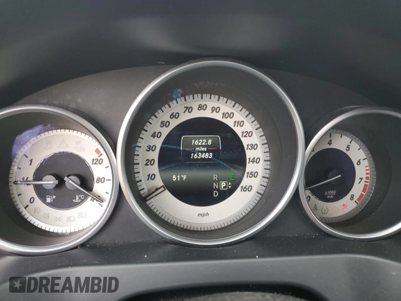 2014 Mercedes-Benz E-Class E 350 with VIN WDDKK5KFXEF250454, listed as a Copart auction lot 48561495 with 163,483 mi miles and Clean Title. Bid and sale history available at carsss.com. Image 9.