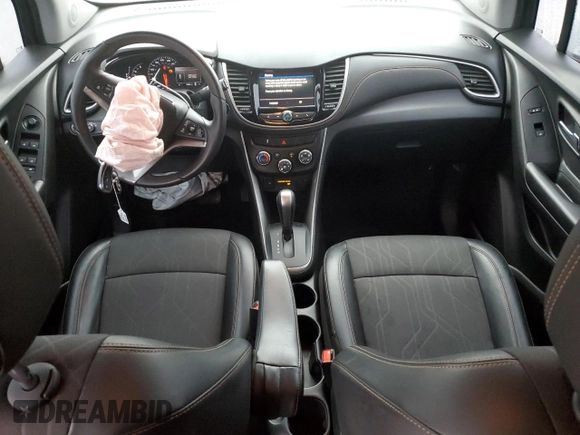 2021 Chevrolet Trax LT with VIN KL7CJLSB8MB343558, listed as a Copart auction lot 44611825 with 39,896 mi miles and Salvage Title. Bid and sale history available at DreamBid. Image 8.